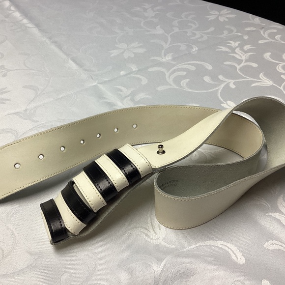 LEATHER BELT BLK / WHITE Accessories - LEATHER BELT. BLACK N WHITE. FABULOUS VINTAGE ALL THE WAY. M/ L